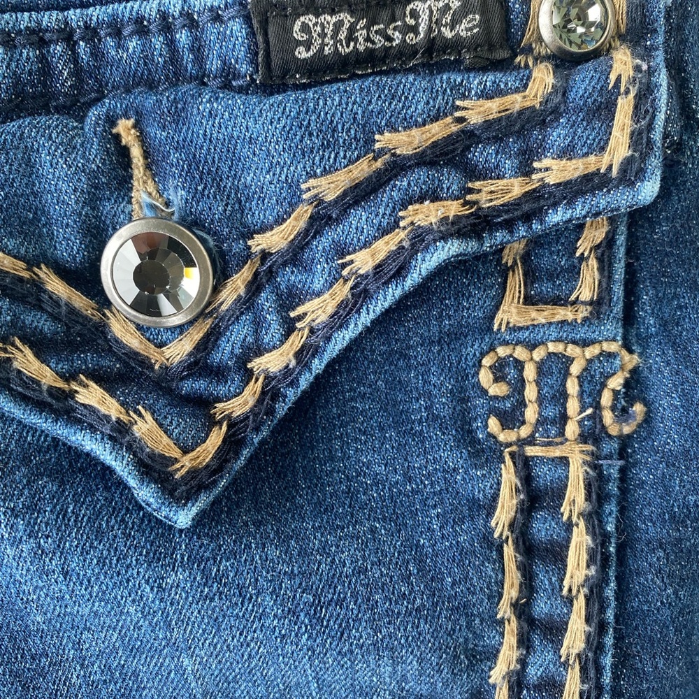 Miss Me Jeans size 32 Boot Cut Dark wash